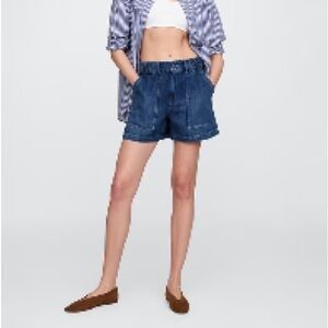 GAP 4” Dark Wash Super Soft Denim Shorts